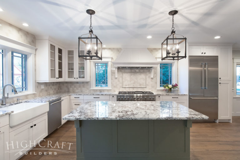 Prairie-style-historic-home-kitchen-island-pendants - HighCraft