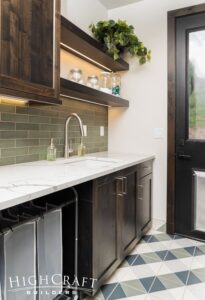 custom-home-builder-laundry-room-utility-sink