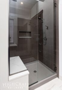 custom-home-builder-near-me-berthoud-guest-bathroom-shower