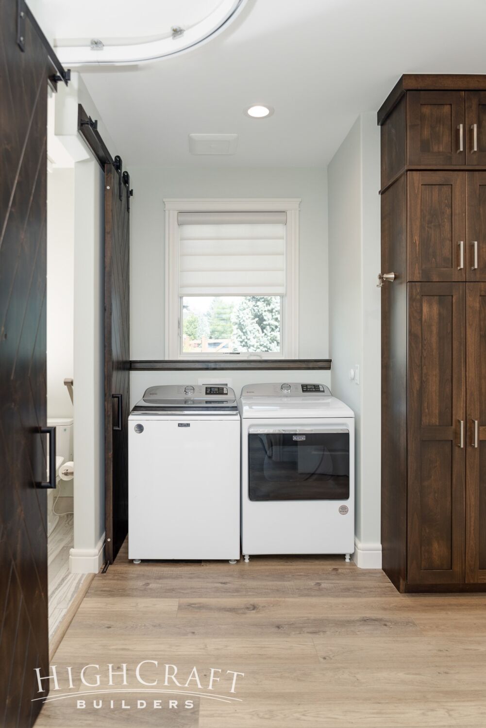 guest house builder fort collins laundry area