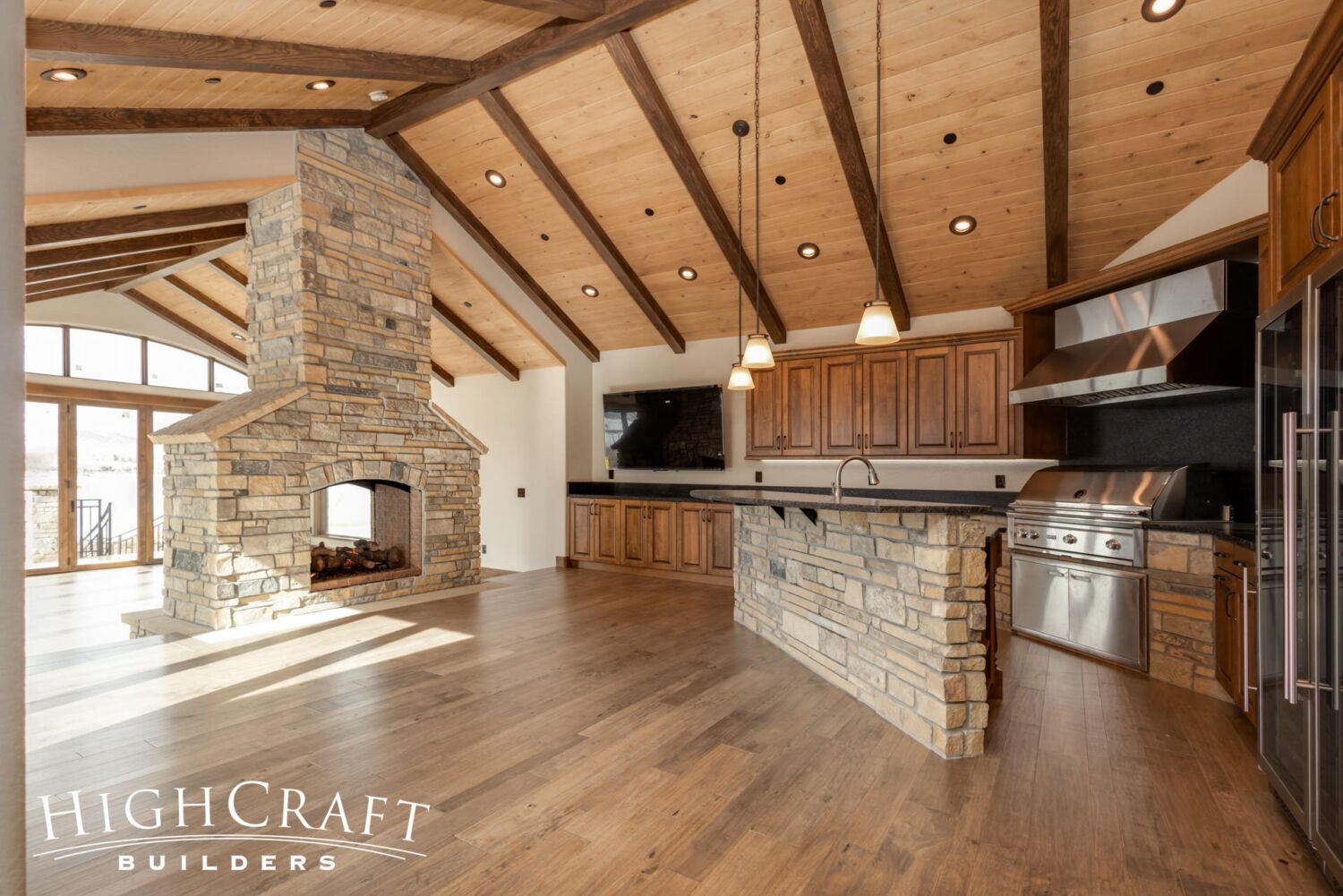 remodel-fort-collins-indoor-outdoor-kitchen-fireplace